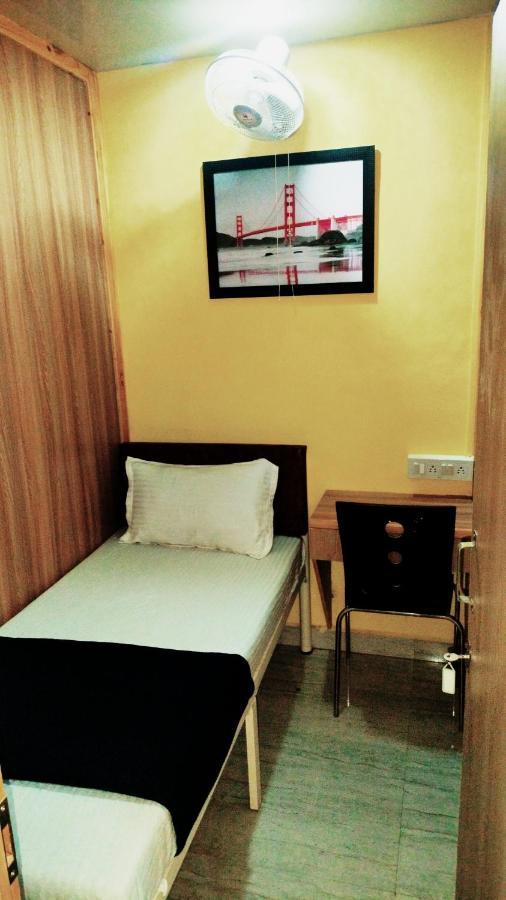 Royal Cabin Stay Mumbai Dış mekan fotoğraf