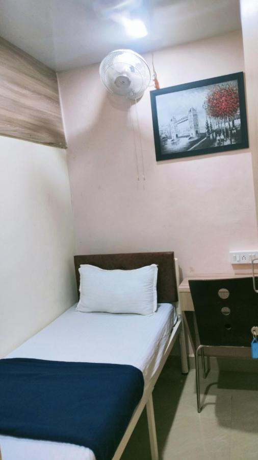 Royal Cabin Stay Mumbai Dış mekan fotoğraf